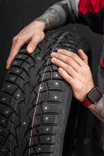 фото протектора и шины WINTERNOVA STUD I Шина ZMAX WINTERNOVA STUD I 185/70 R14 92T